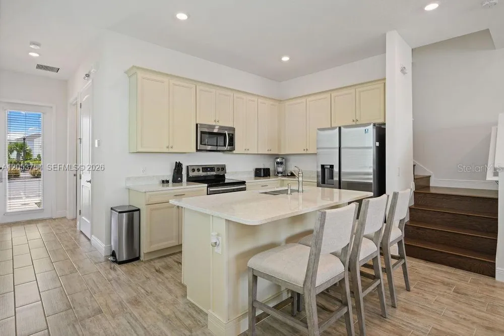 8117 Surf St Kissimmee, FL 34747