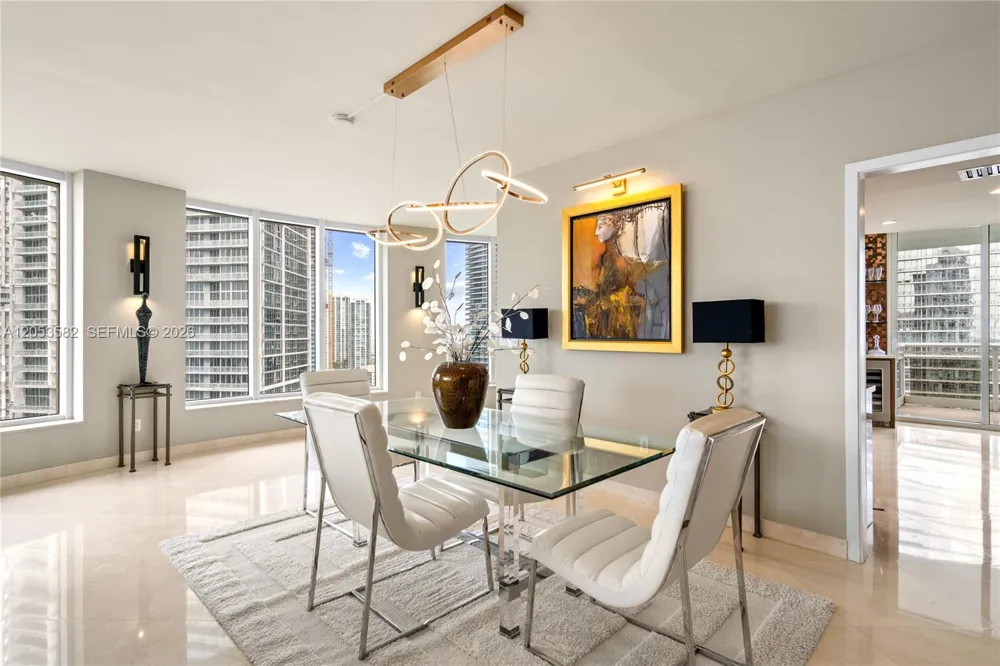 901 Brickell Key Blvd #2804 Miami, FL 33131