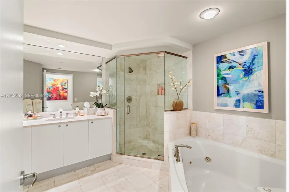 901 Brickell Key Blvd #2804 Miami, FL 33131