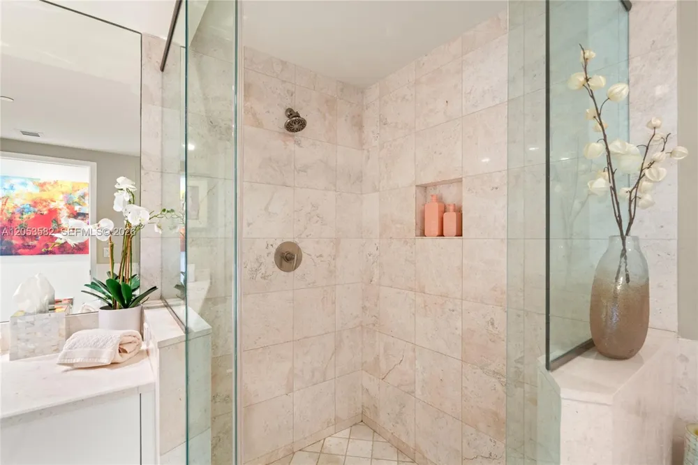 901 Brickell Key Blvd #2804 Miami, FL 33131