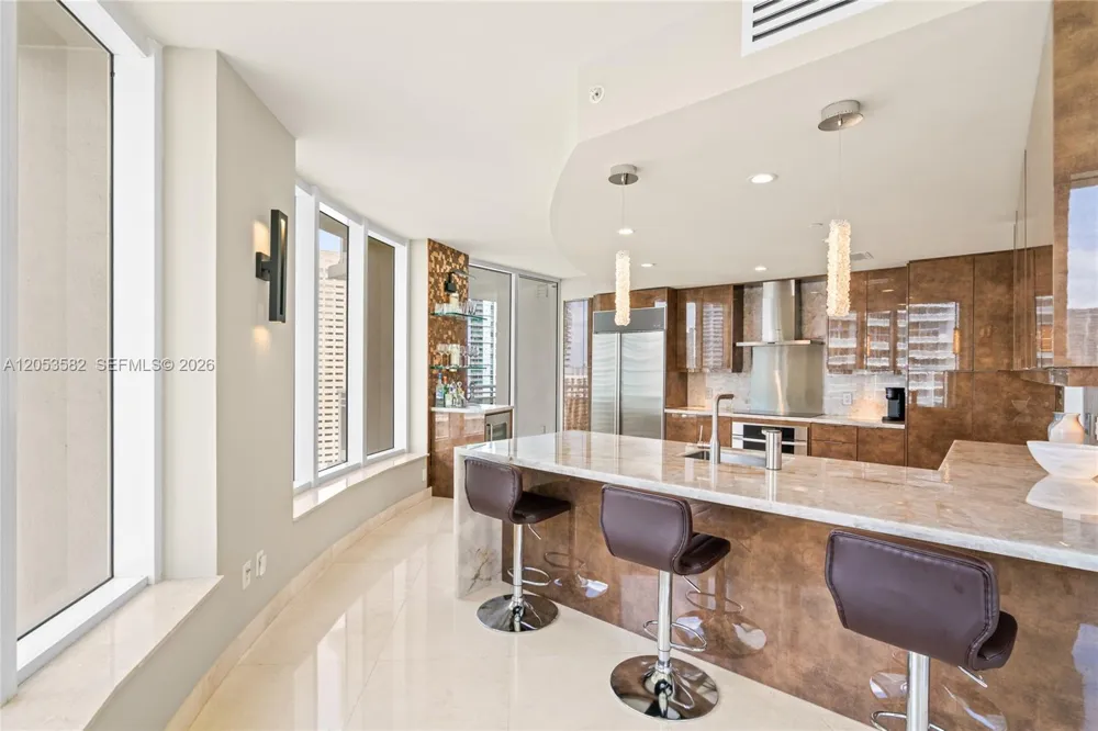 901 Brickell Key Blvd #2804 Miami, FL 33131