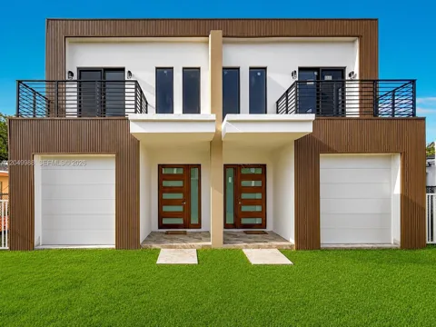 3730 SW 28th St