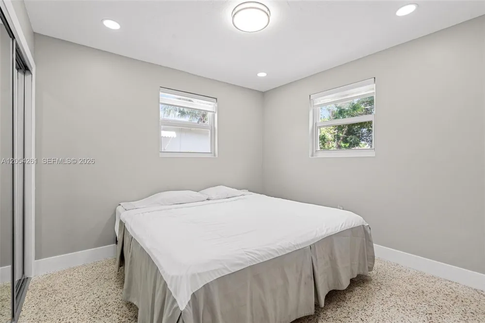 766 E 36th St Hialeah, FL 33013