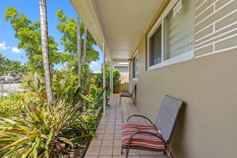 766 E 36th St Hialeah, FL 33013