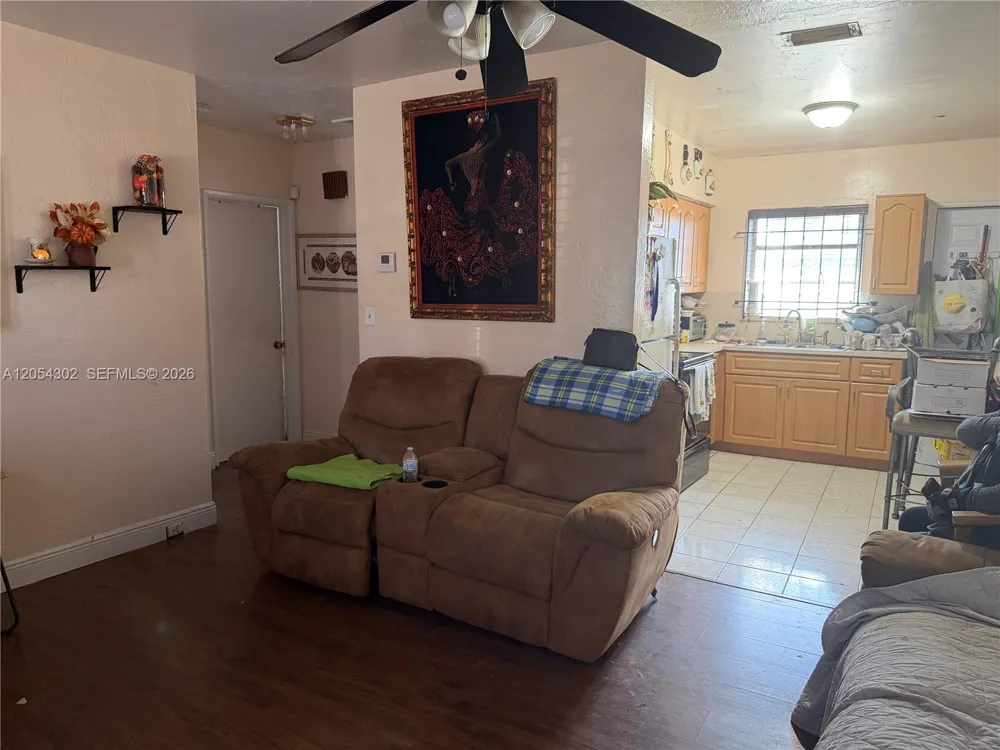 1828 NW 152nd St Miami Gardens, FL 33054