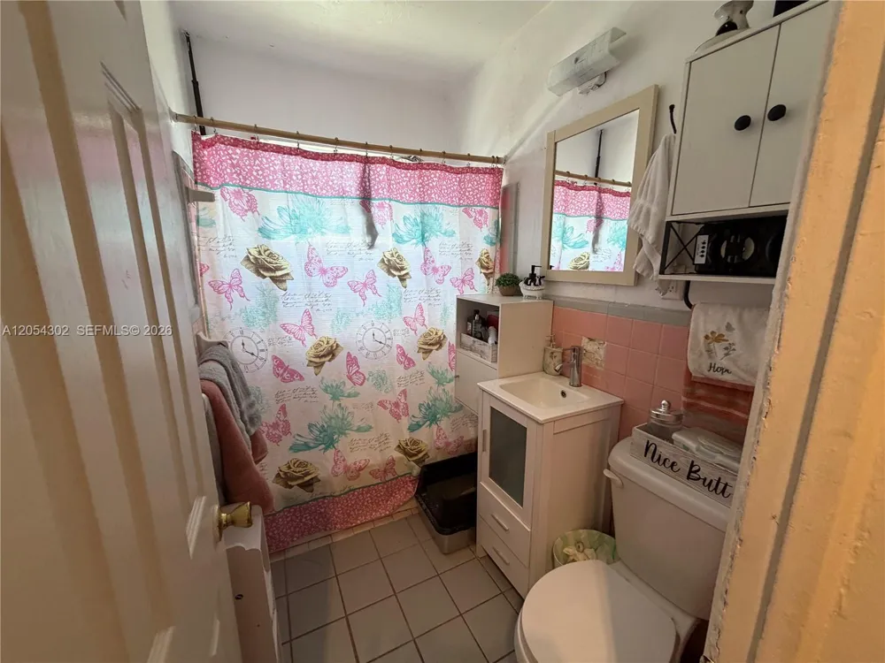 1828 NW 152nd St Miami Gardens, FL 33054