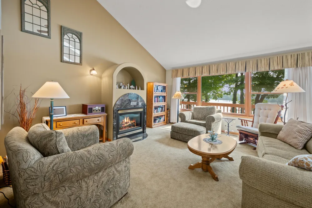 9895 Lakeview Drive Berrien Springs, MI 49103