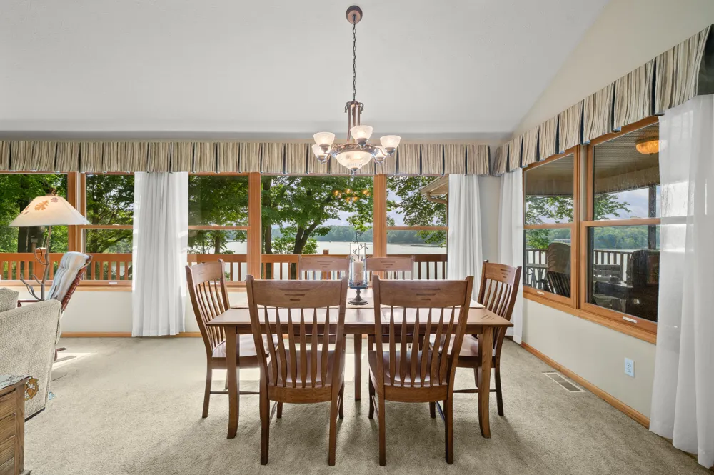 9895 Lakeview Drive Berrien Springs, MI 49103
