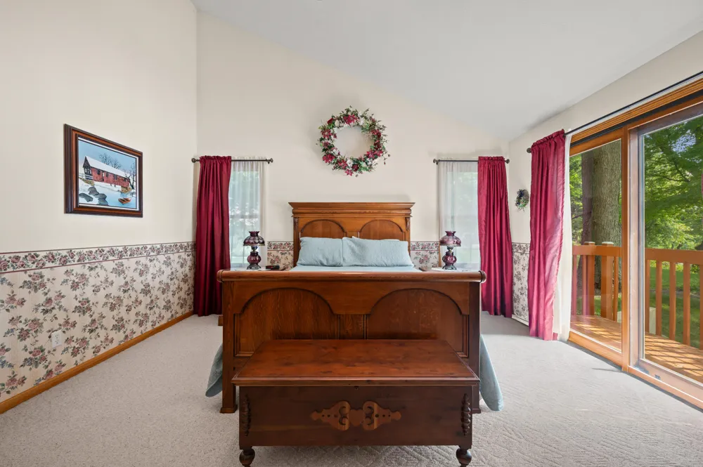 9895 Lakeview Drive Berrien Springs, MI 49103