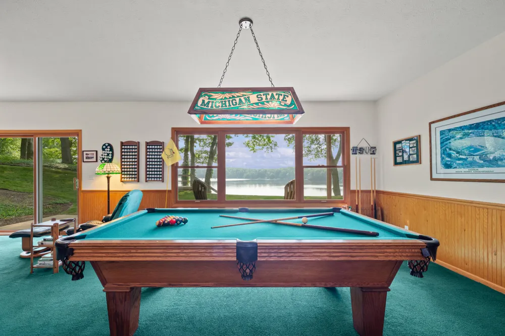 9895 Lakeview Drive Berrien Springs, MI 49103