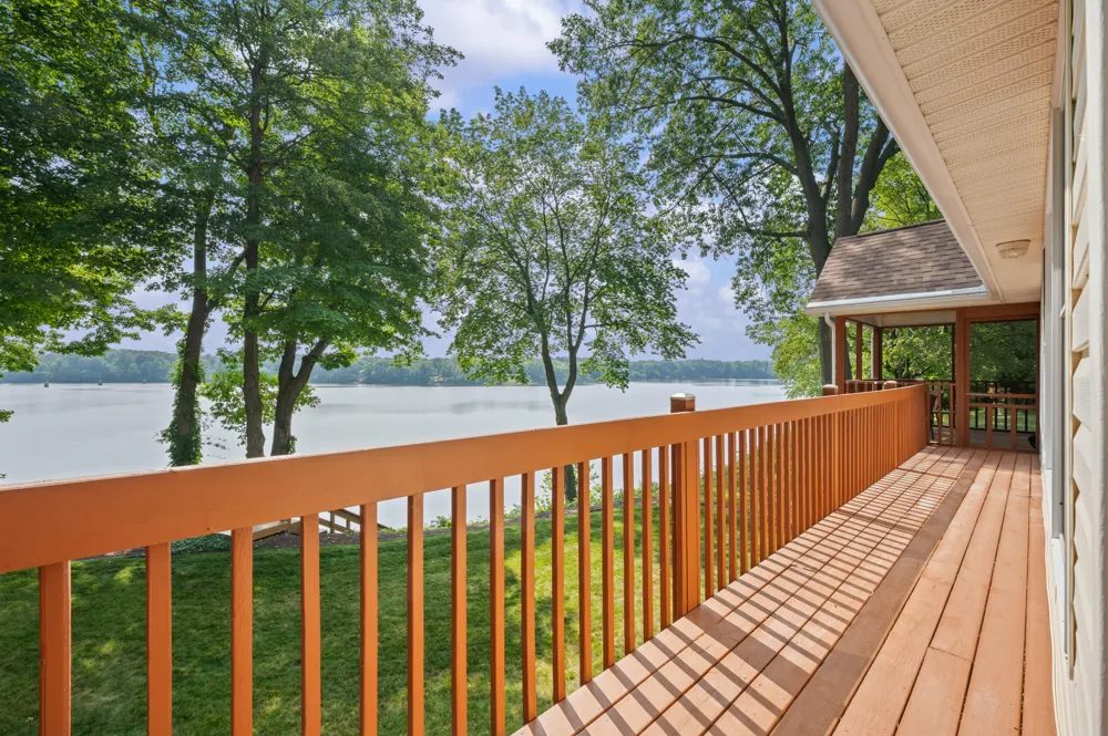 9895 Lakeview Drive Berrien Springs, MI 49103