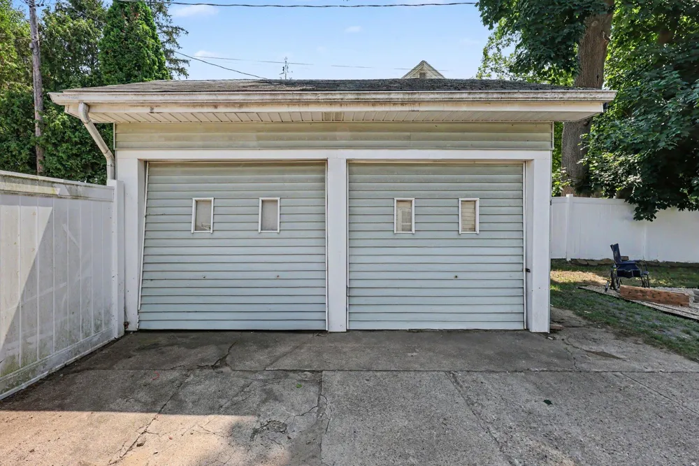 1115 W Michigan Avenue Jackson City, MI 49202