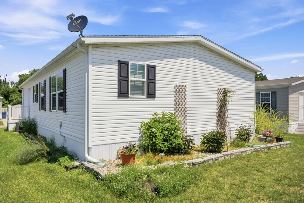 6771 J.R. DRIVE Oshtemo Charter Township, MI 49009