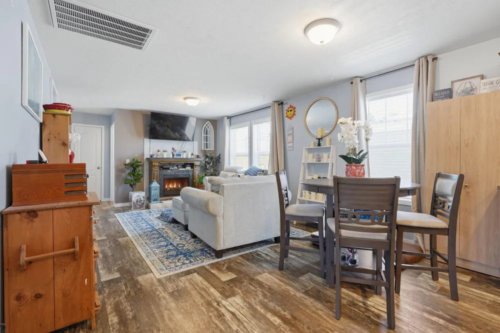 6771 J.R. DRIVE Oshtemo Charter Township, MI 49009