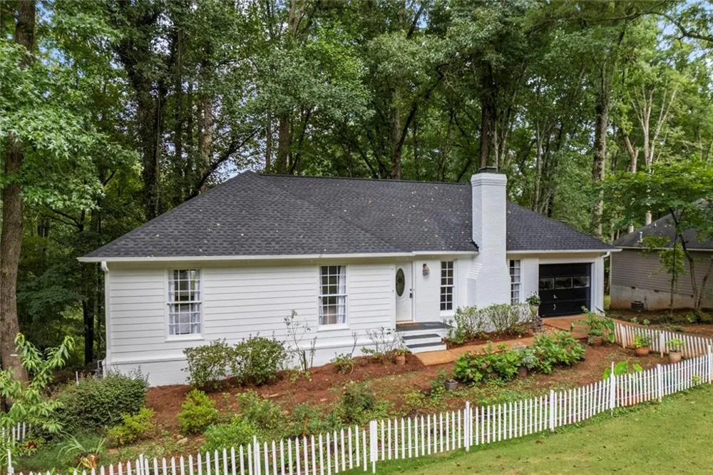 375 Brookstone Drive Athens, GA 30605