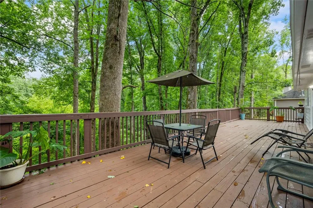 375 Brookstone Drive Athens, GA 30605