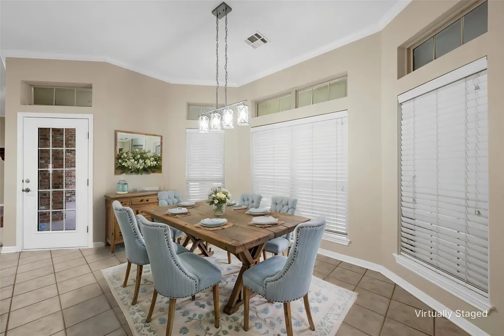 100 Laurel Oaks Lane Crawford, TX 76638