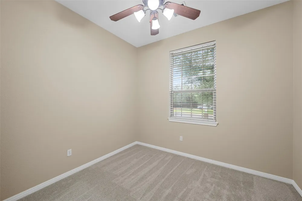 100 Laurel Oaks Lane Crawford, TX 76638