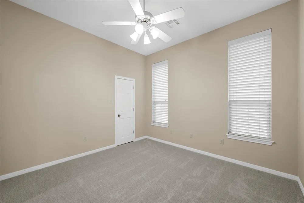 100 Laurel Oaks Lane Crawford, TX 76638