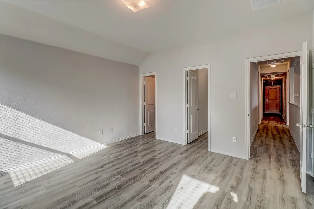 1601 Oriole Drive Ennis, TX 75119