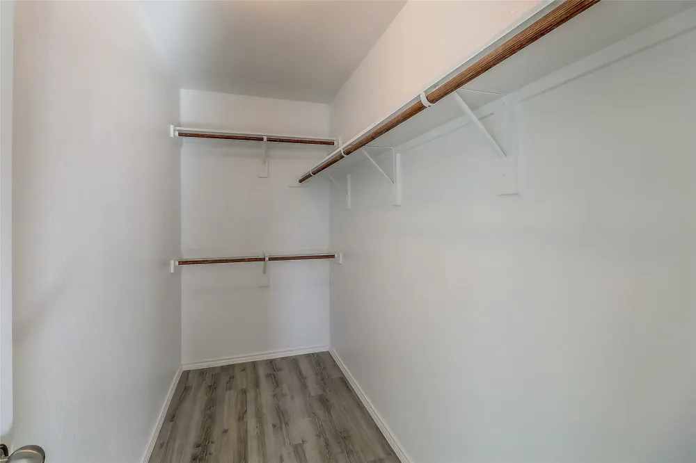 1601 Oriole Drive Ennis, TX 75119