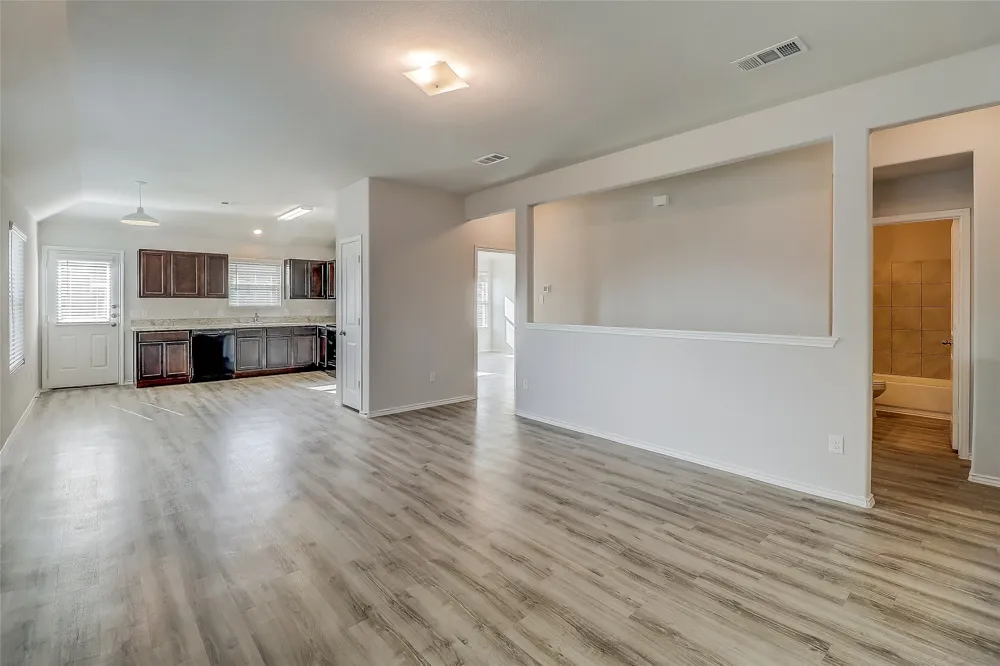 1601 Oriole Drive Ennis, TX 75119