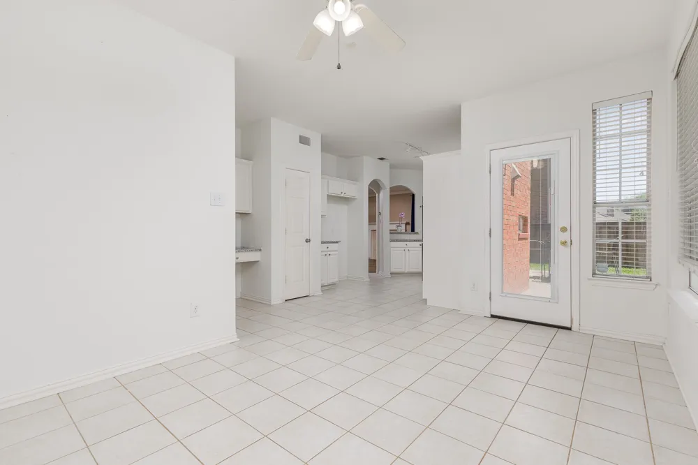 14617 Woodshadow Lane Addison, TX 75001