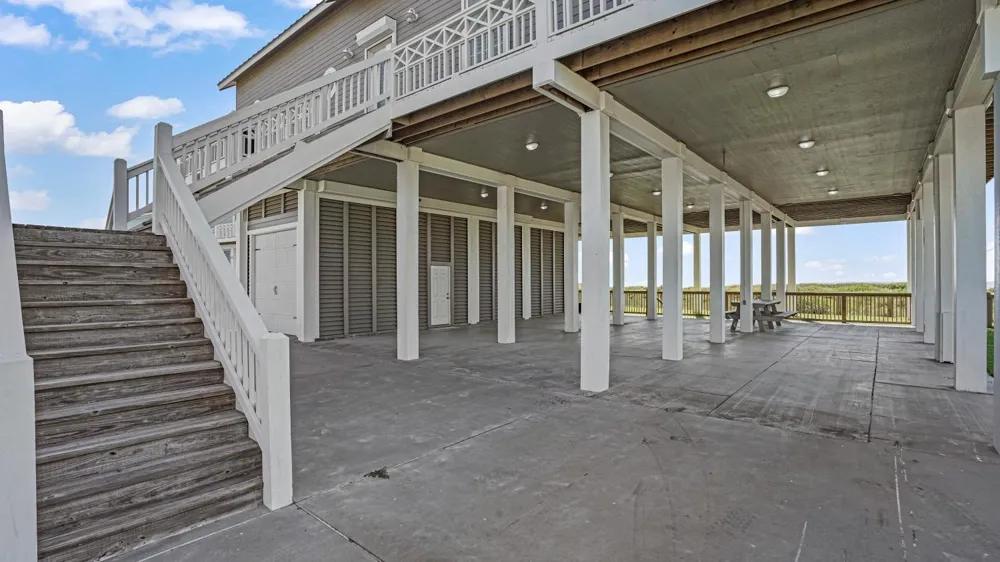 3450 Smiths Point Crystal Beach, TX 77650