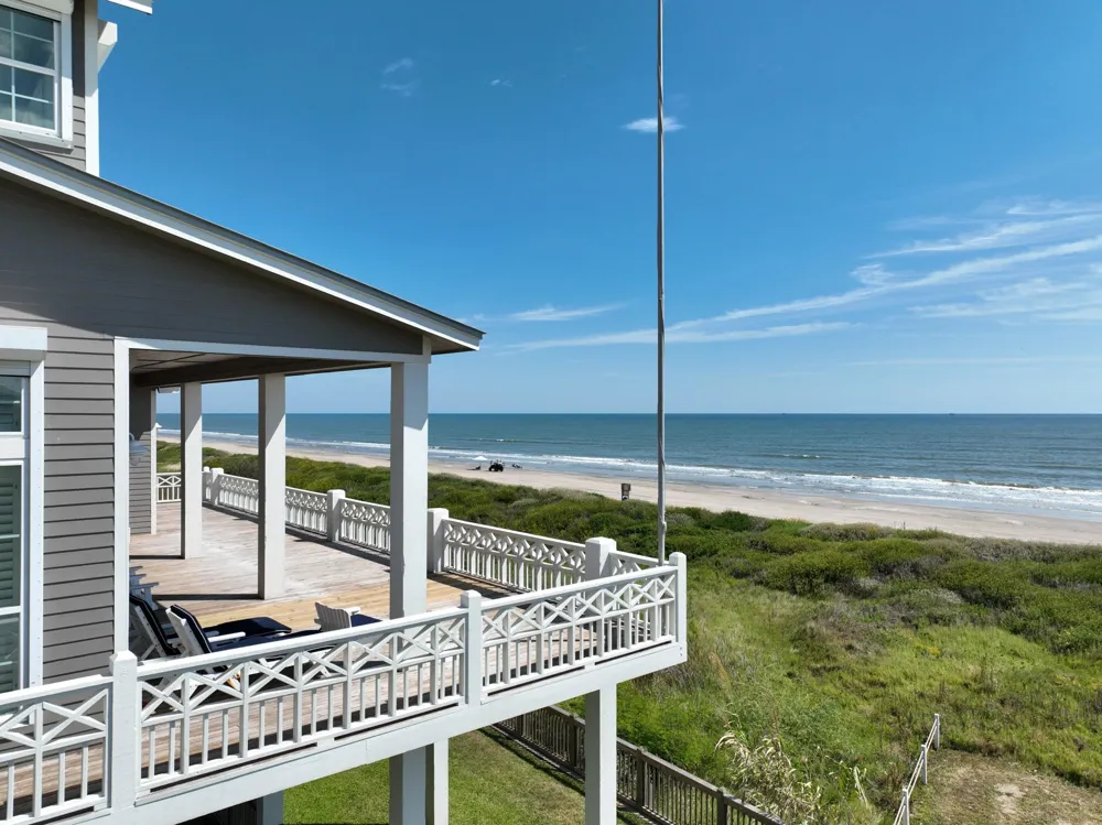 3450 Smiths Point Crystal Beach, TX 77650