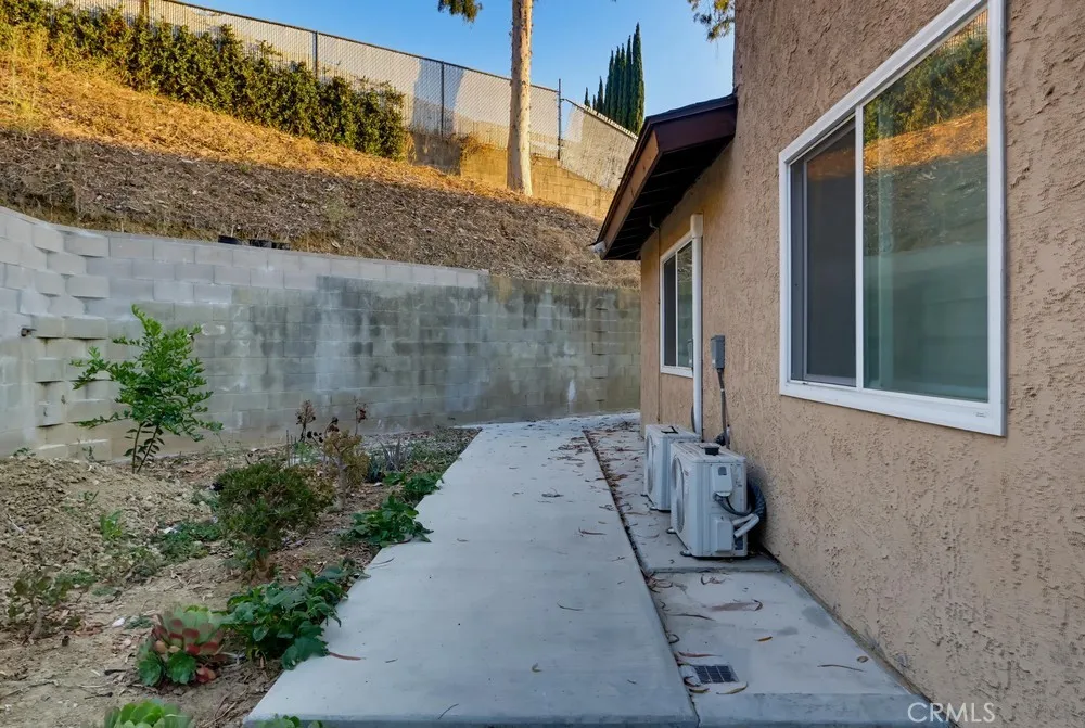 125 Campanita Court Monterey Park, CA 91754