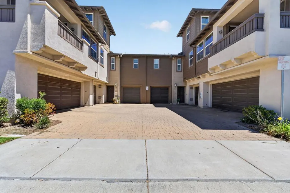 41524 Blue Canyon Avenue #3 Murrieta, CA 92562