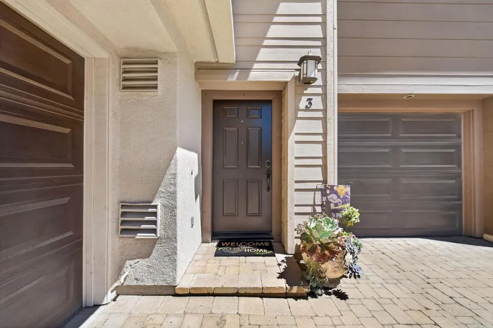 41524 Blue Canyon Avenue #3 Murrieta, CA 92562