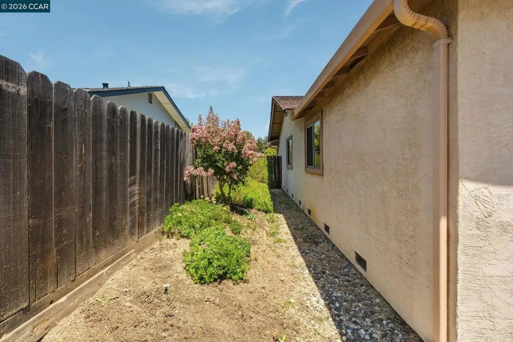 4975 Silverado Dr Fairfield, CA 94534