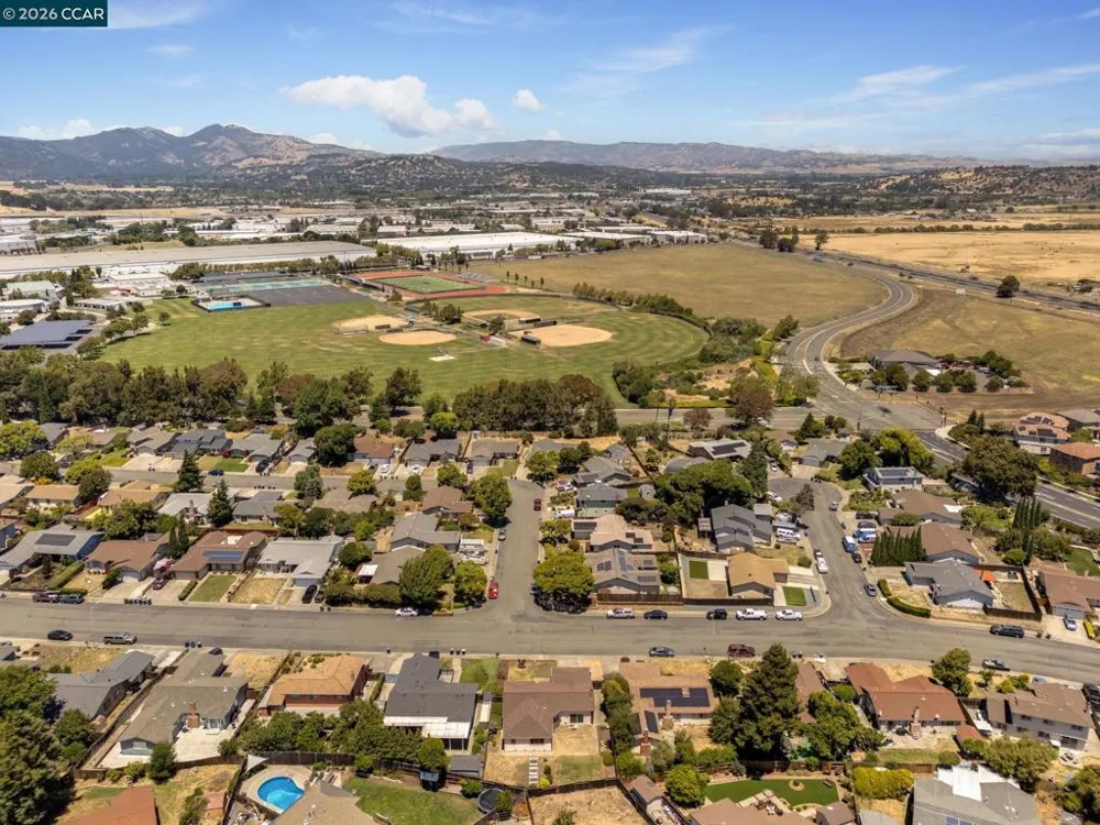 4975 Silverado Dr Fairfield, CA 94534