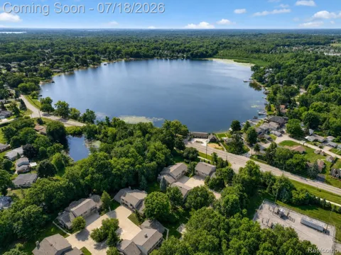 30 Pine Tree Ridge Drive #2
