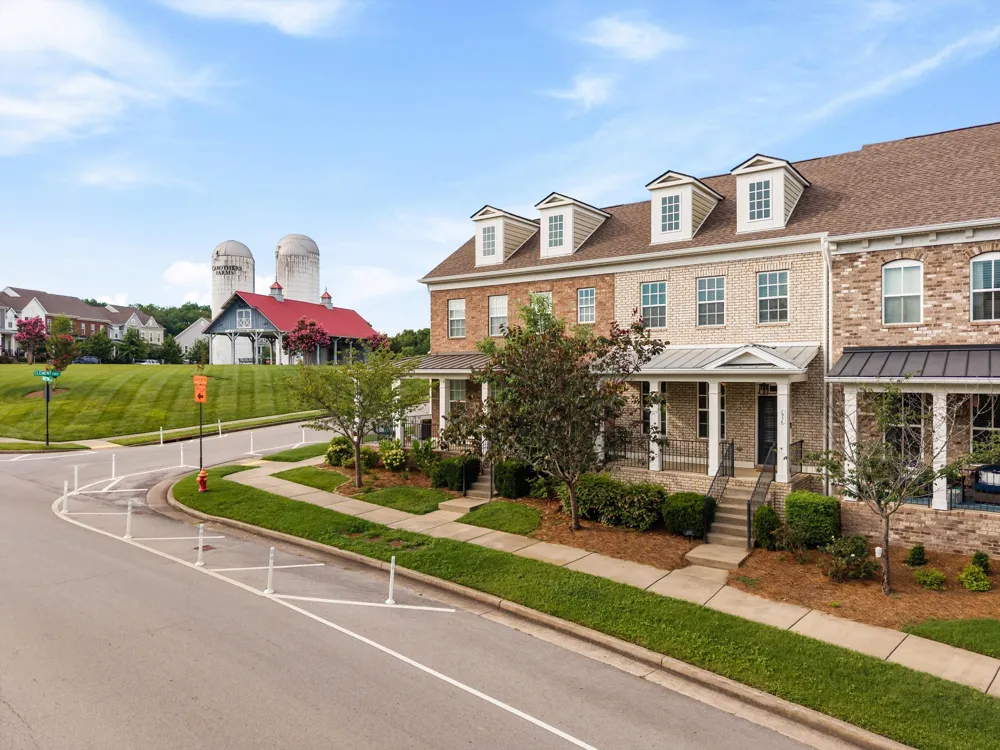 1936 Grace Point Ln Nolensville, TN 37135