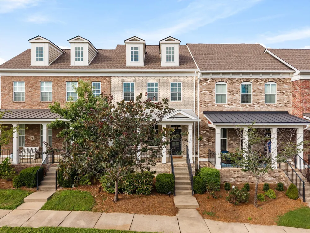 1936 Grace Point Ln Nolensville, TN 37135