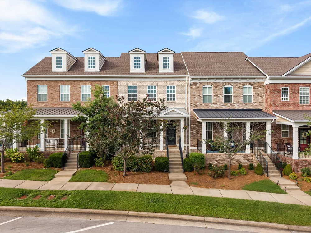 1936 Grace Point Ln Nolensville, TN 37135