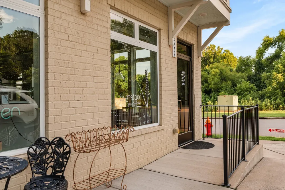 1936 Grace Point Ln Nolensville, TN 37135