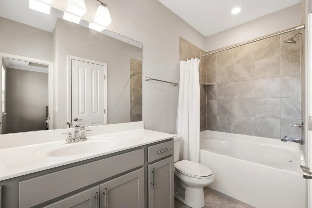 1936 Grace Point Ln Nolensville, TN 37135