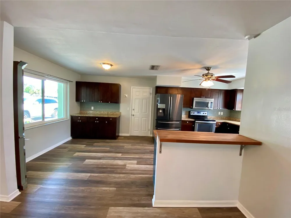 809 JACARANDA DRIVE Largo, FL 33770