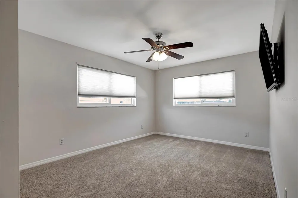 809 JACARANDA DRIVE Largo, FL 33770