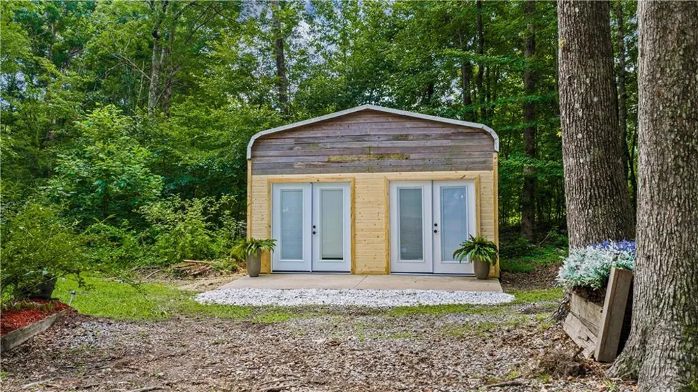 305 Golf Course Road Menlo, GA 30731