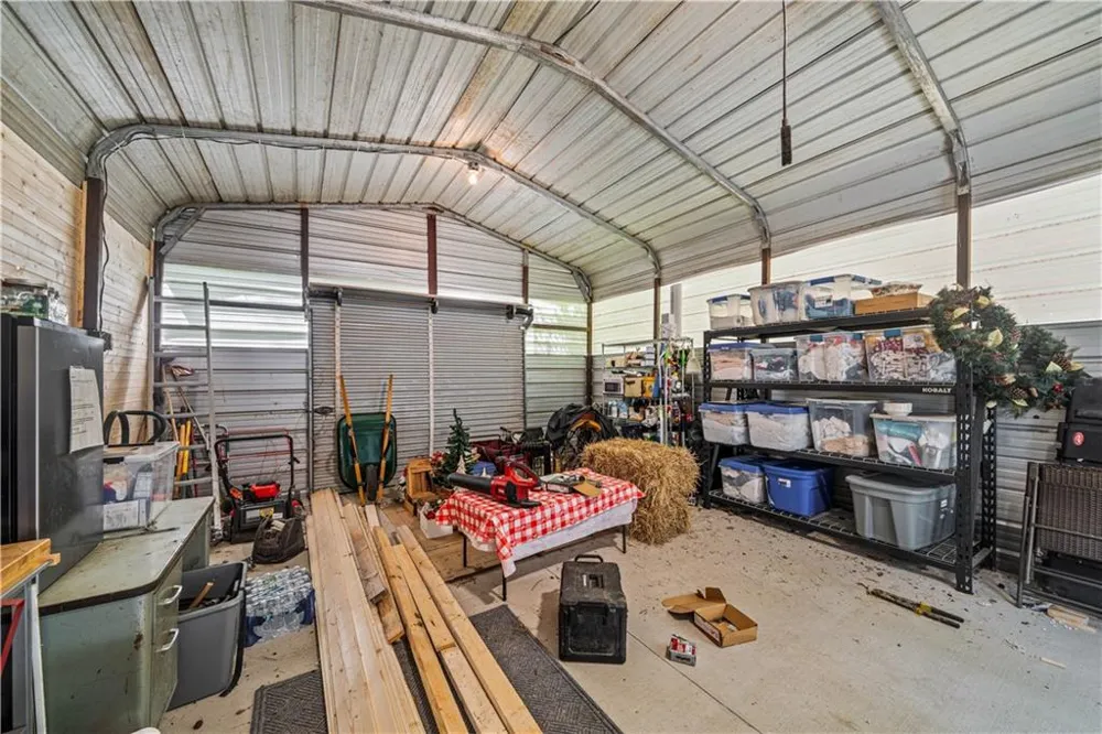 305 Golf Course Road Menlo, GA 30731