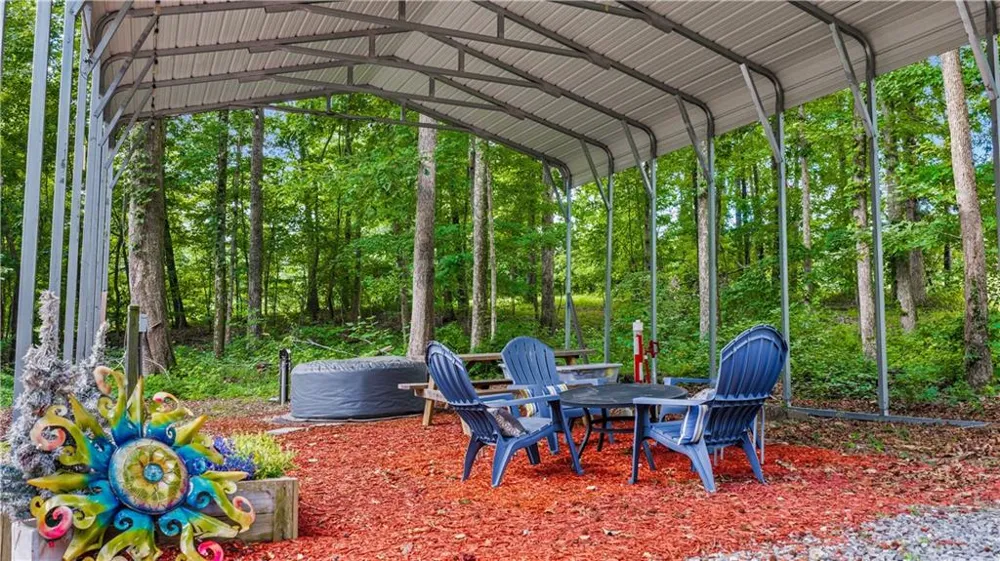 305 Golf Course Road Menlo, GA 30731
