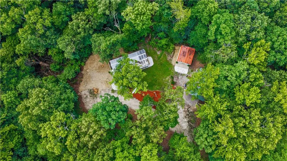 305 Golf Course Road Menlo, GA 30731