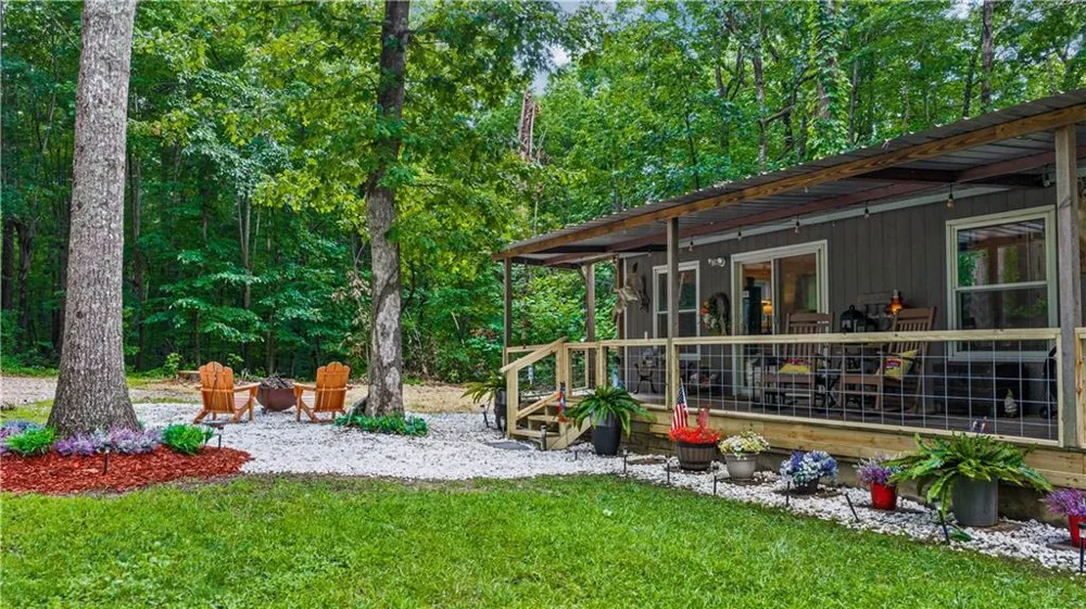 305 Golf Course Road Menlo, GA 30731