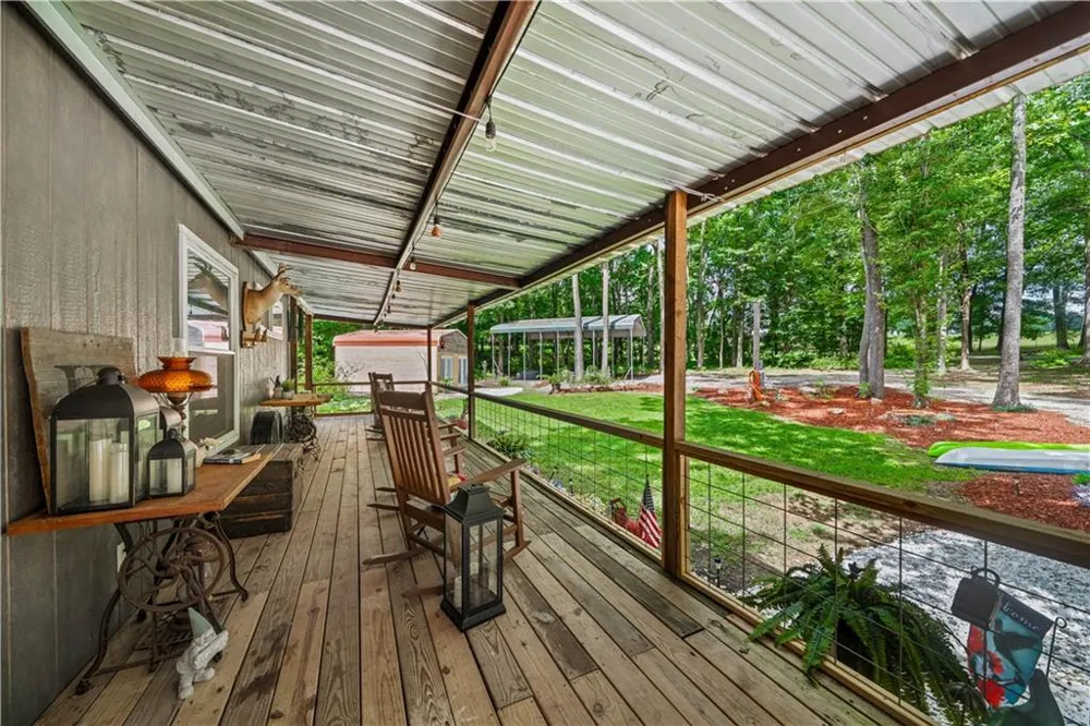 305 Golf Course Road Menlo, GA 30731
