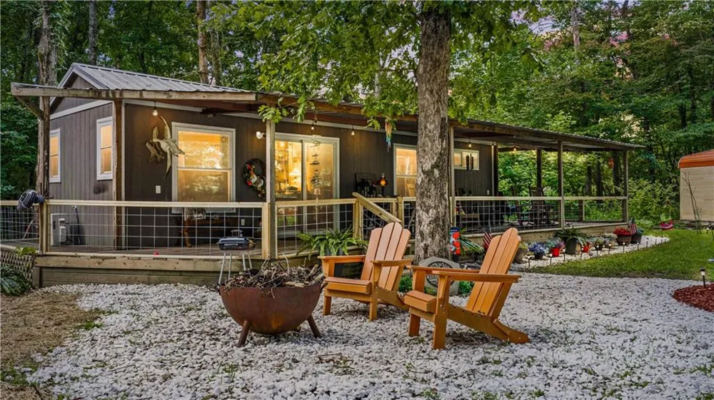 305 Golf Course Road Menlo, GA 30731