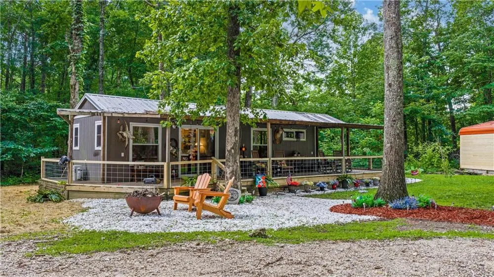 305 Golf Course Road Menlo, GA 30731